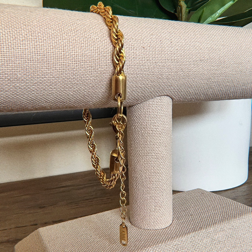 18k Gold Plated Rope Chain Bracelet - Picture 2 of 2